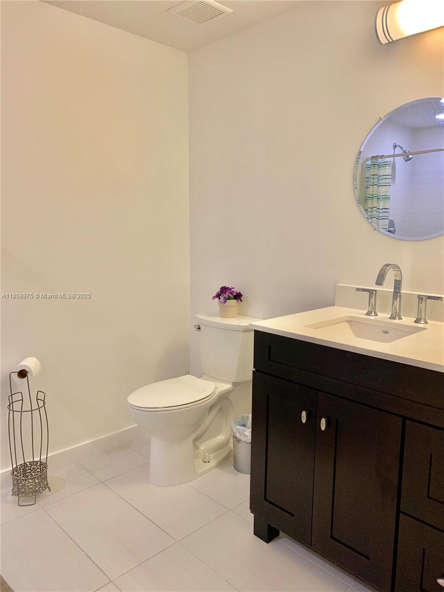 GRAND BAY COMMONS SOUTH - Residential