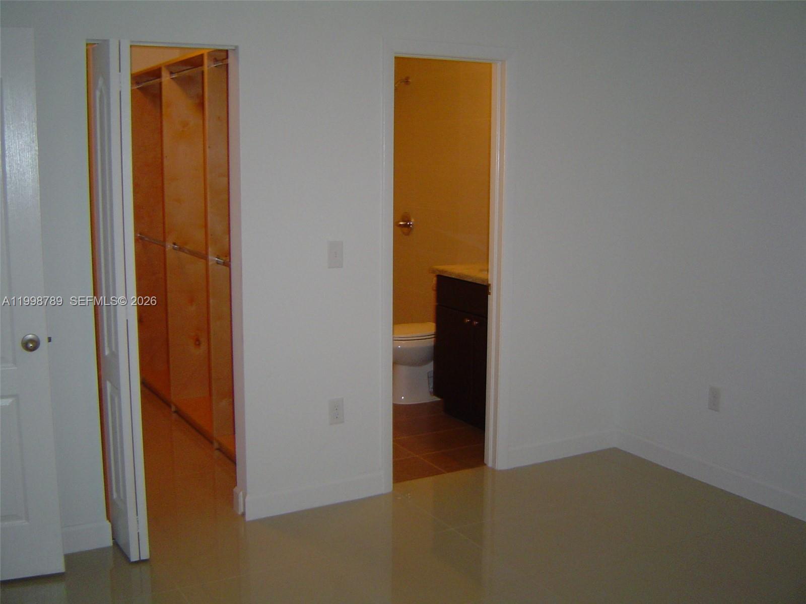 LAWRENCE EST LAND COS SUB - Residential Lease