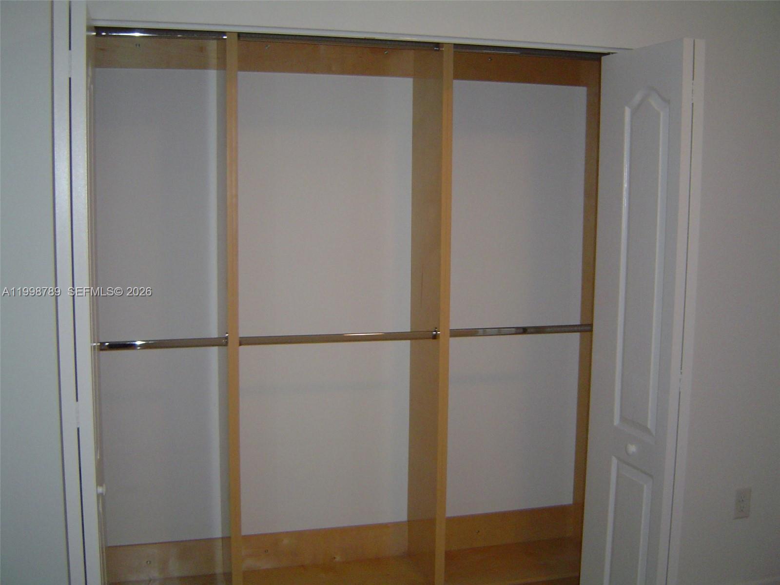 LAWRENCE EST LAND COS SUB - Residential Lease