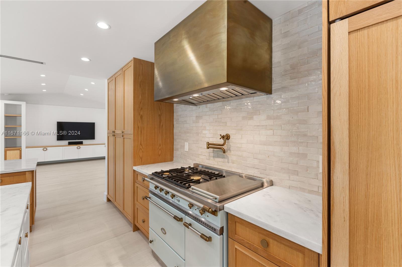 KINGS BAY SUB - Residential