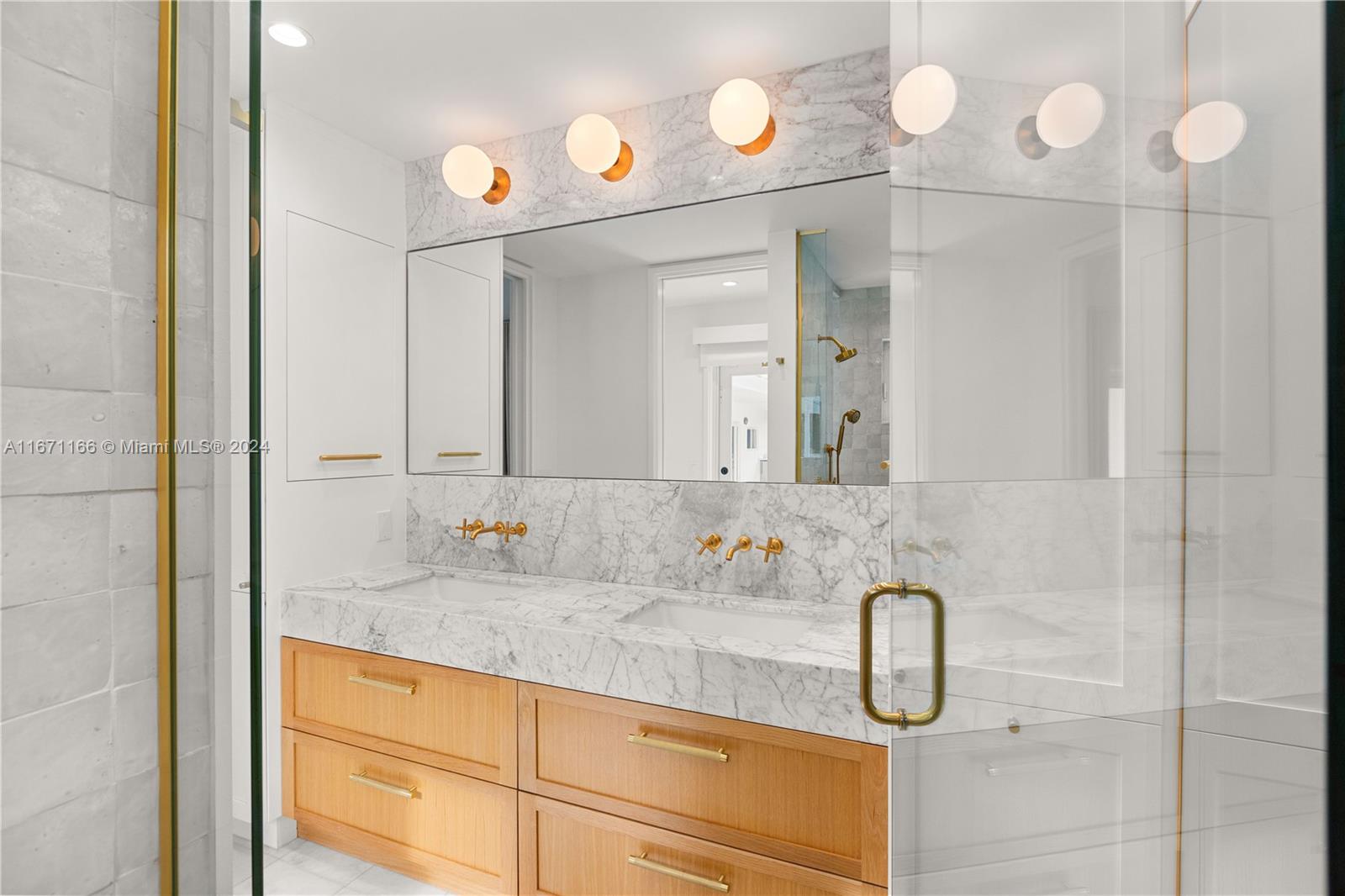 KINGS BAY SUB - Residential