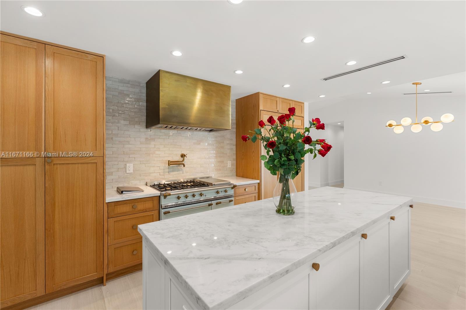 KINGS BAY SUB - Residential