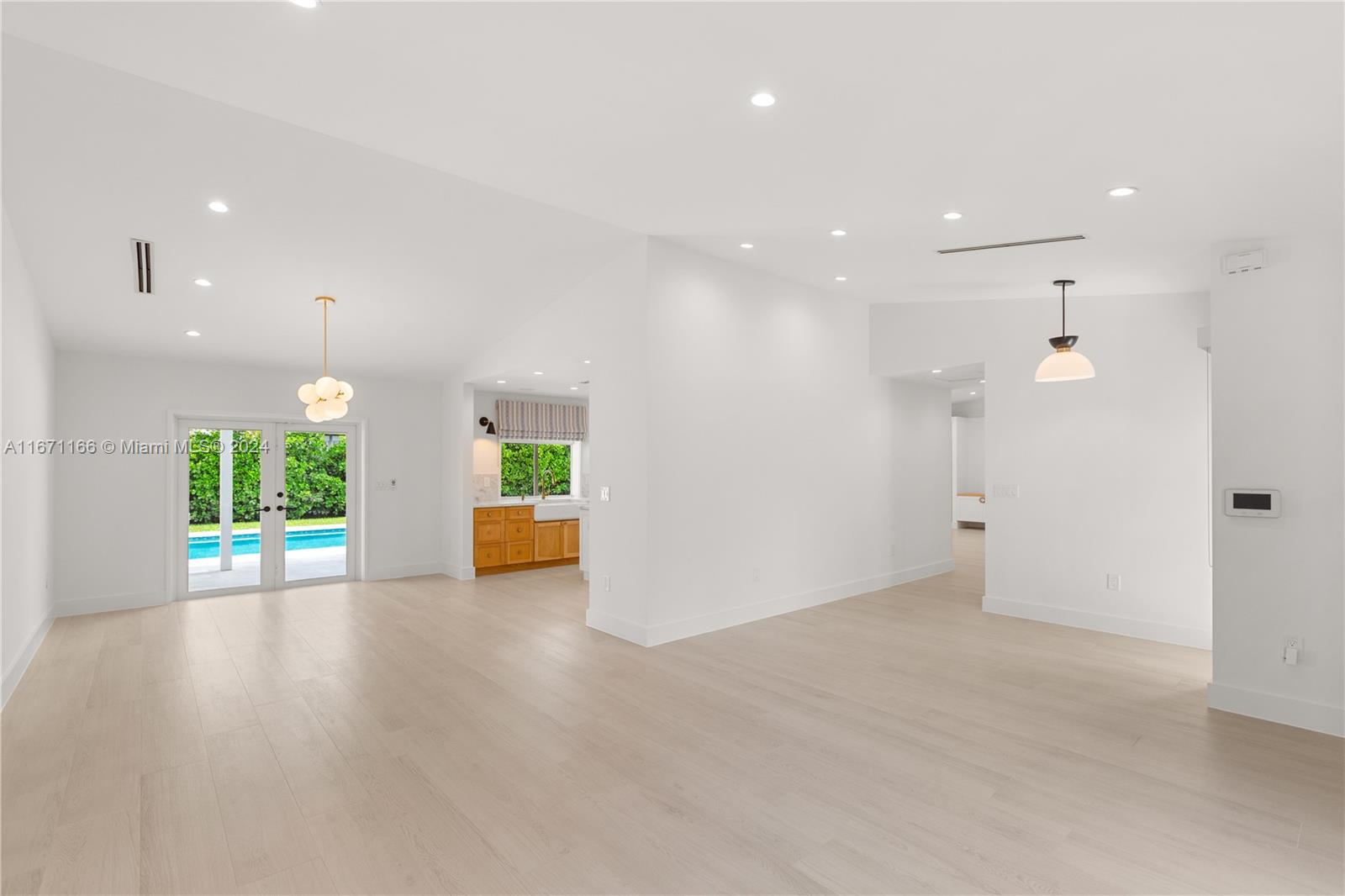 KINGS BAY SUB - Residential