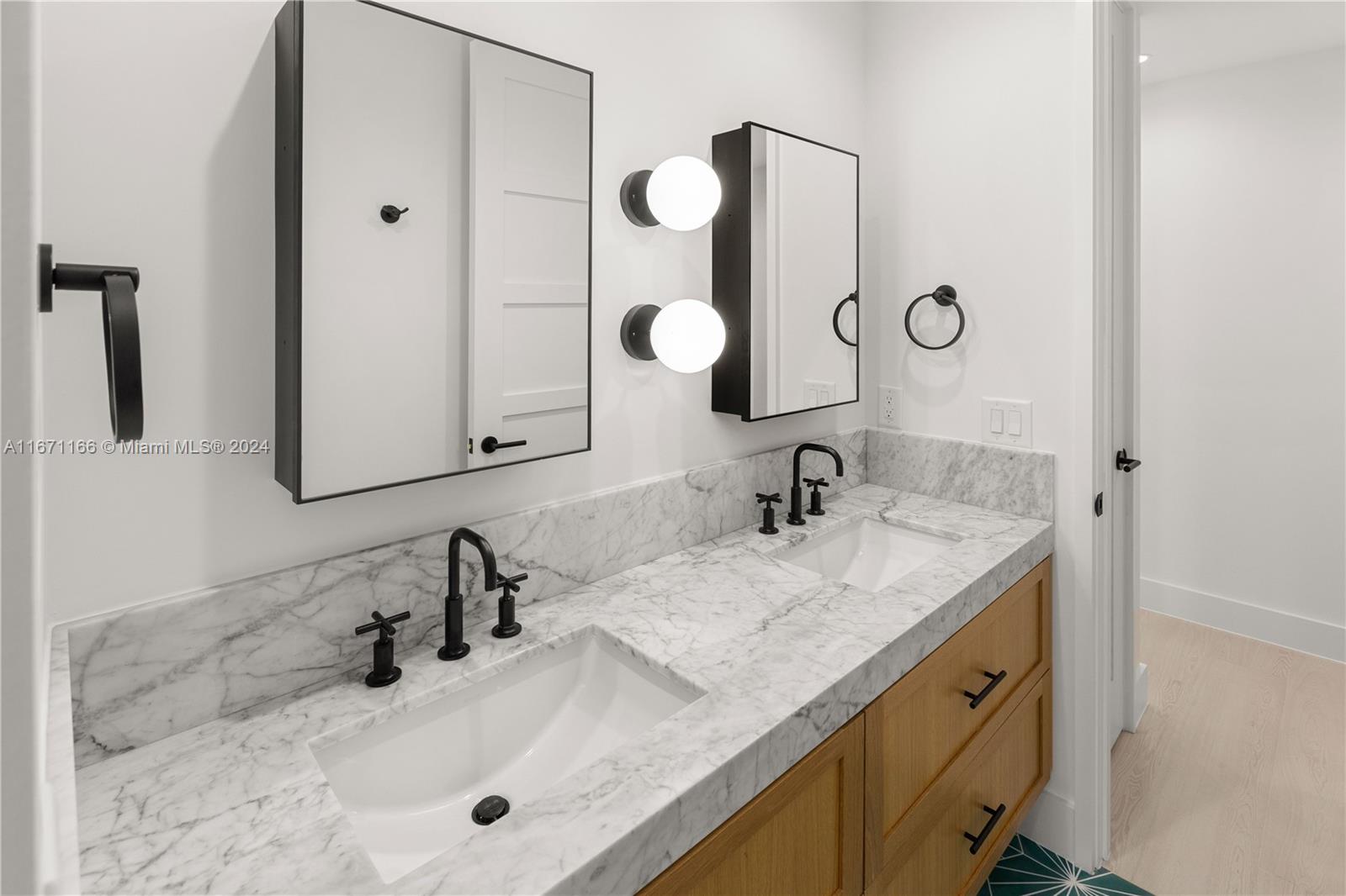 KINGS BAY SUB - Residential