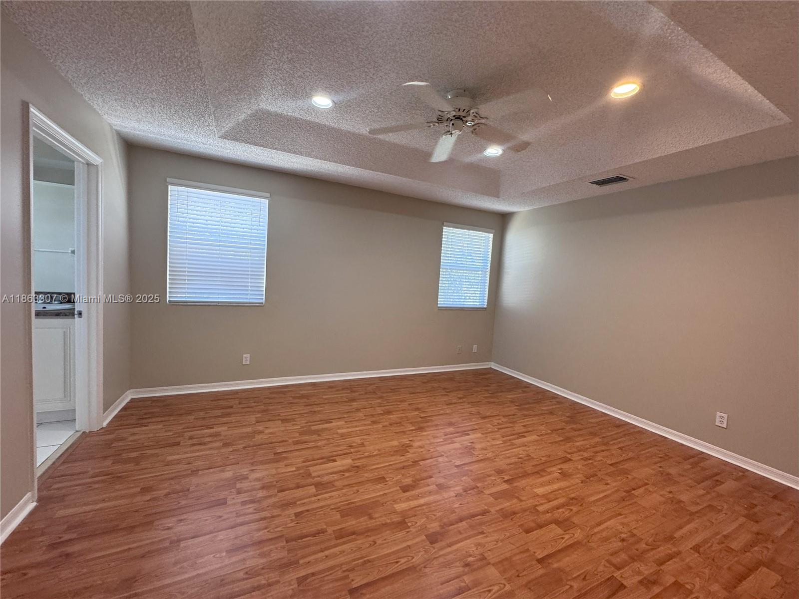 7228 Davit Cir