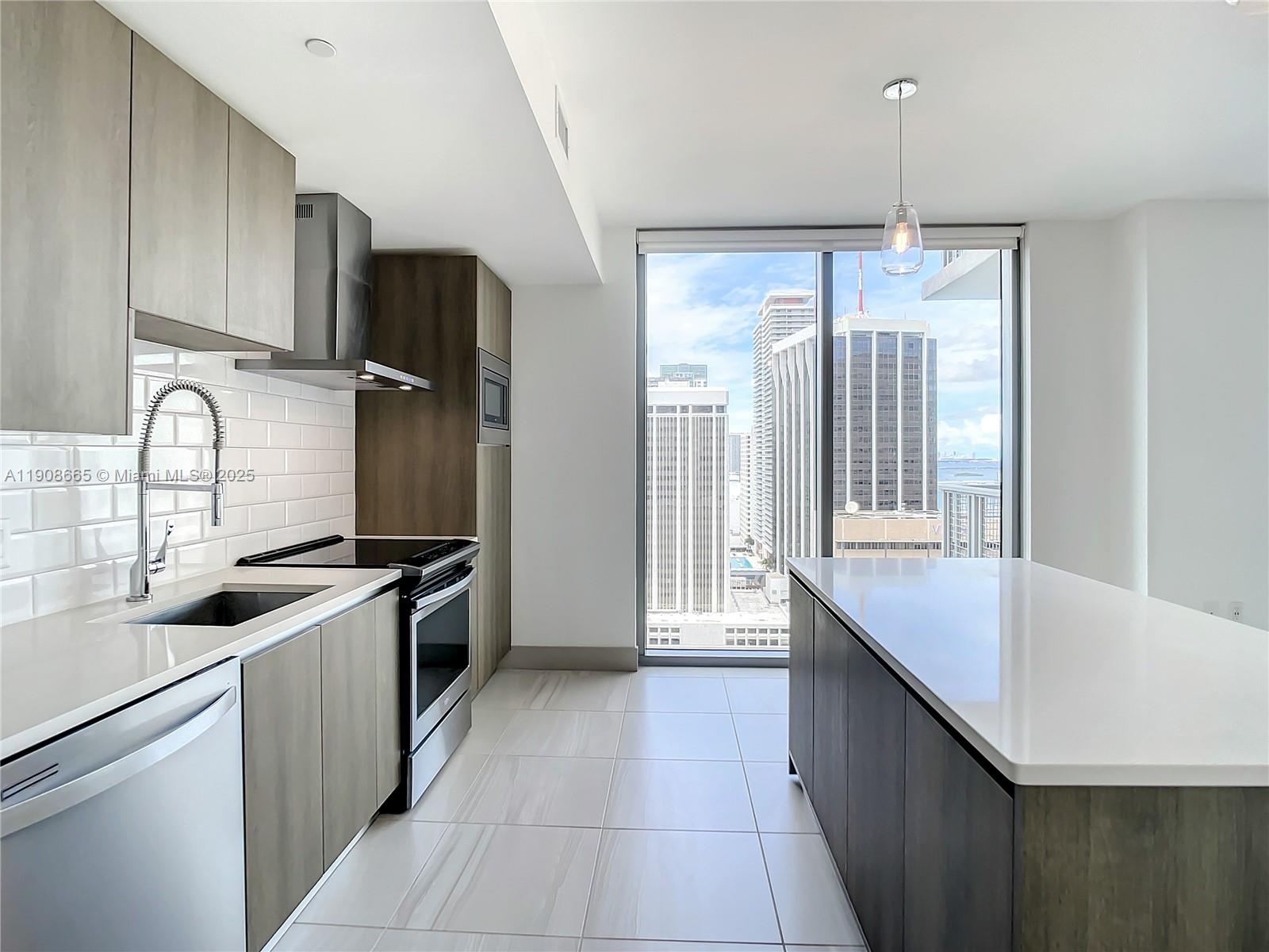 Muze at Met - Residential Lease