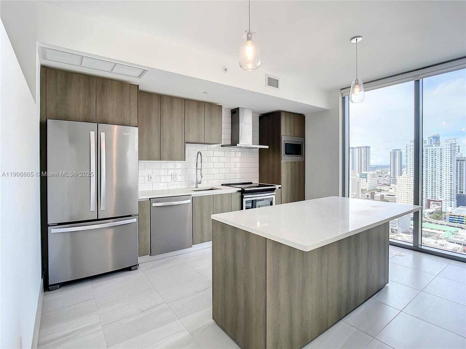 Muze at Met - Residential Lease