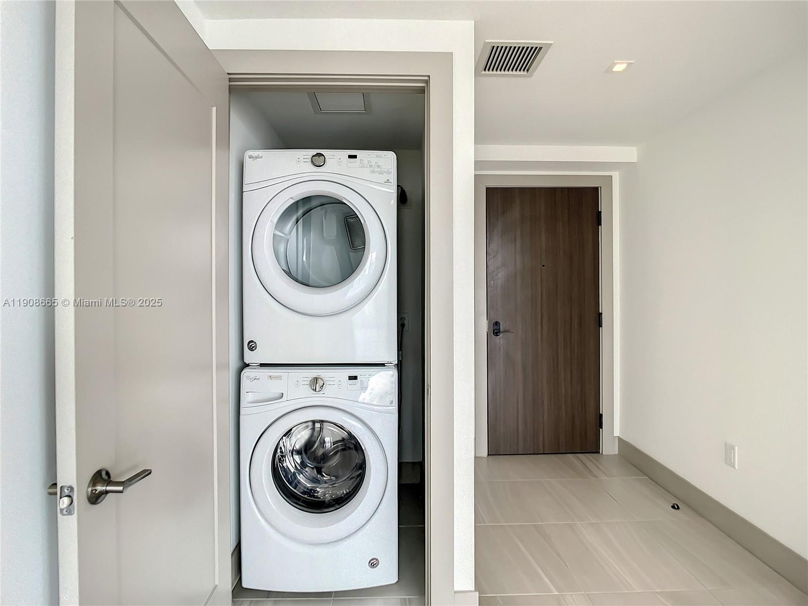 Muze at Met - Residential Lease