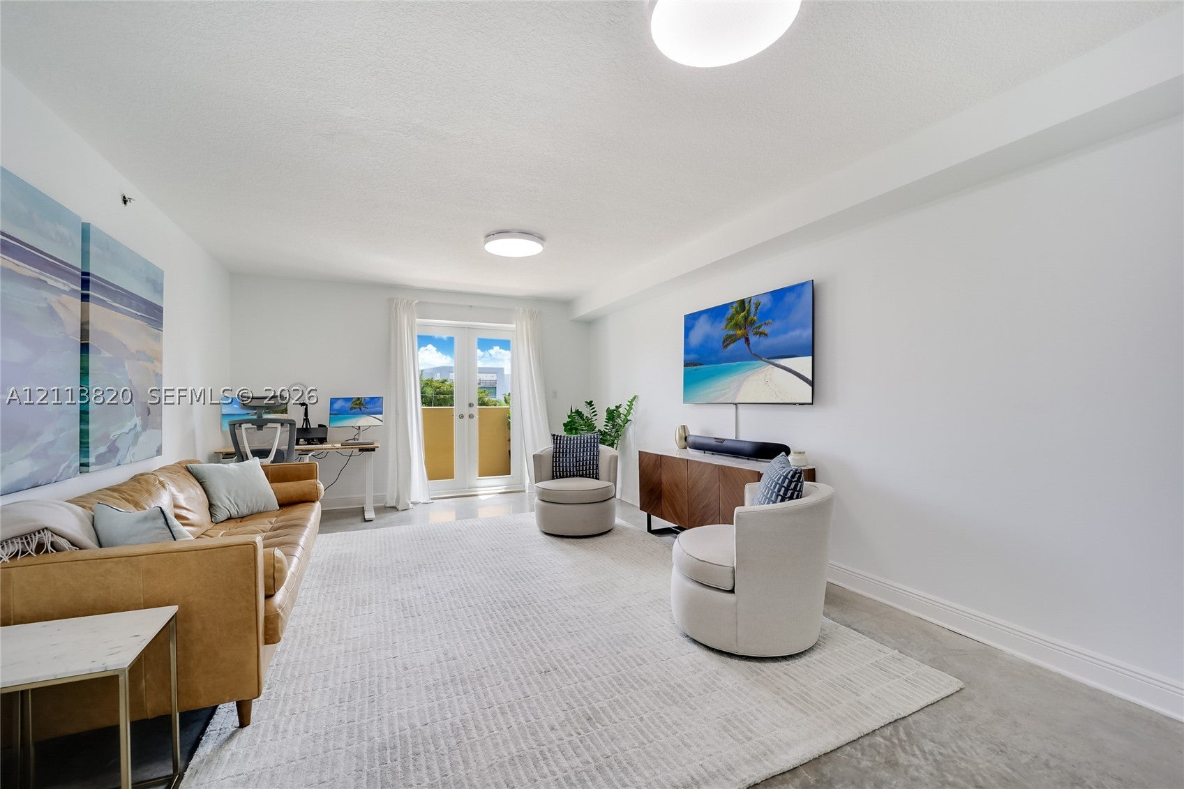 227 Michigan Ave 406