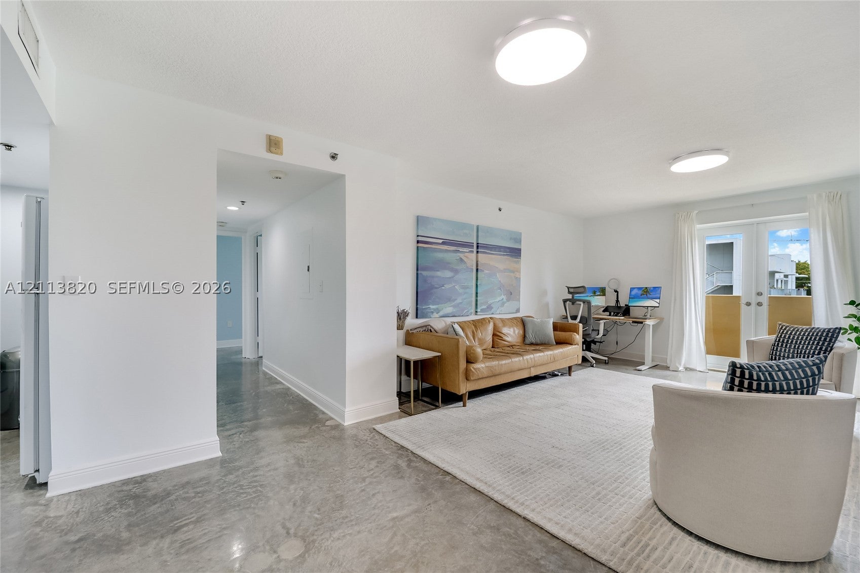 227 Michigan Ave 406