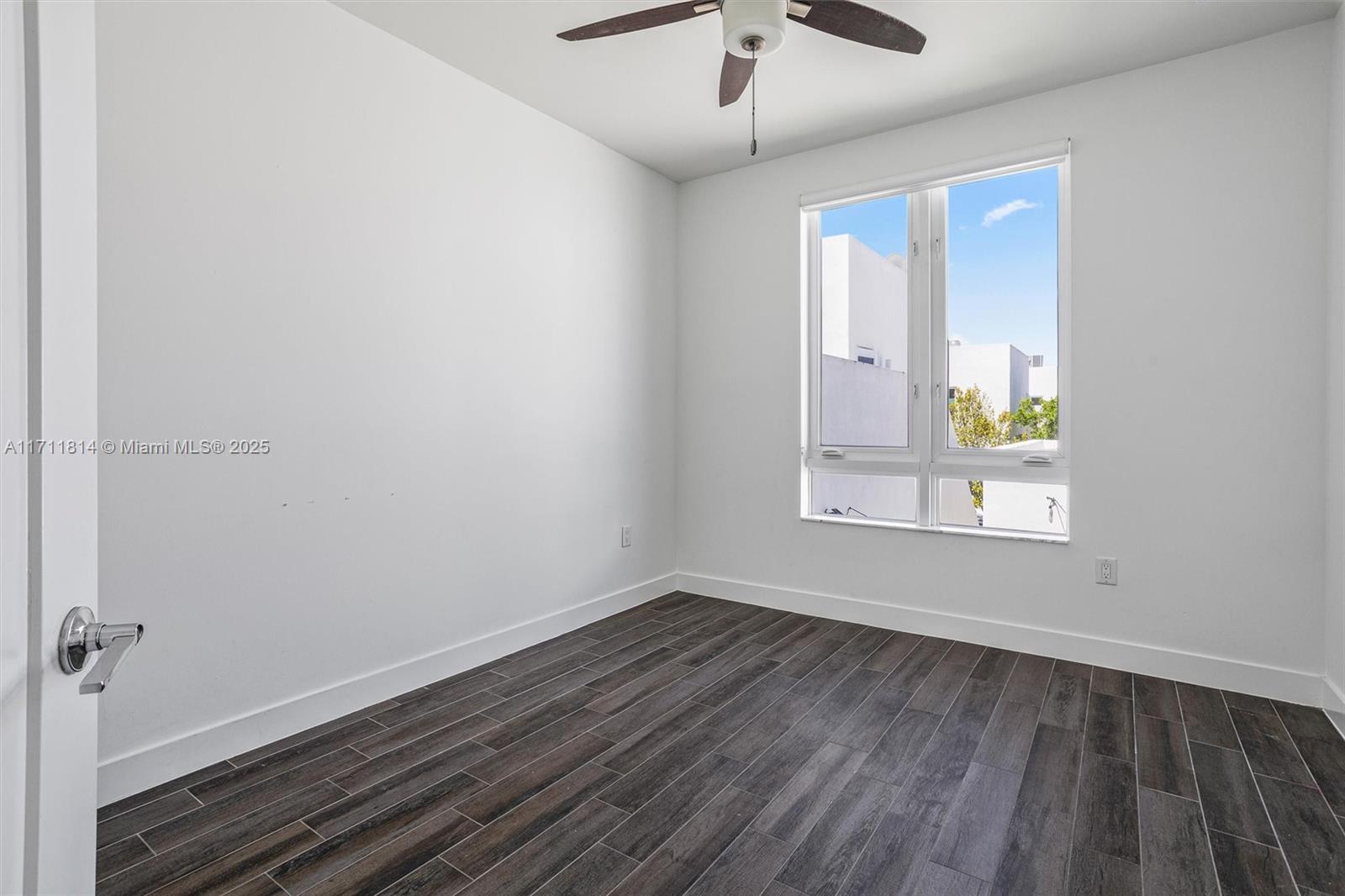 LANDMARK AT DORAL - Residential