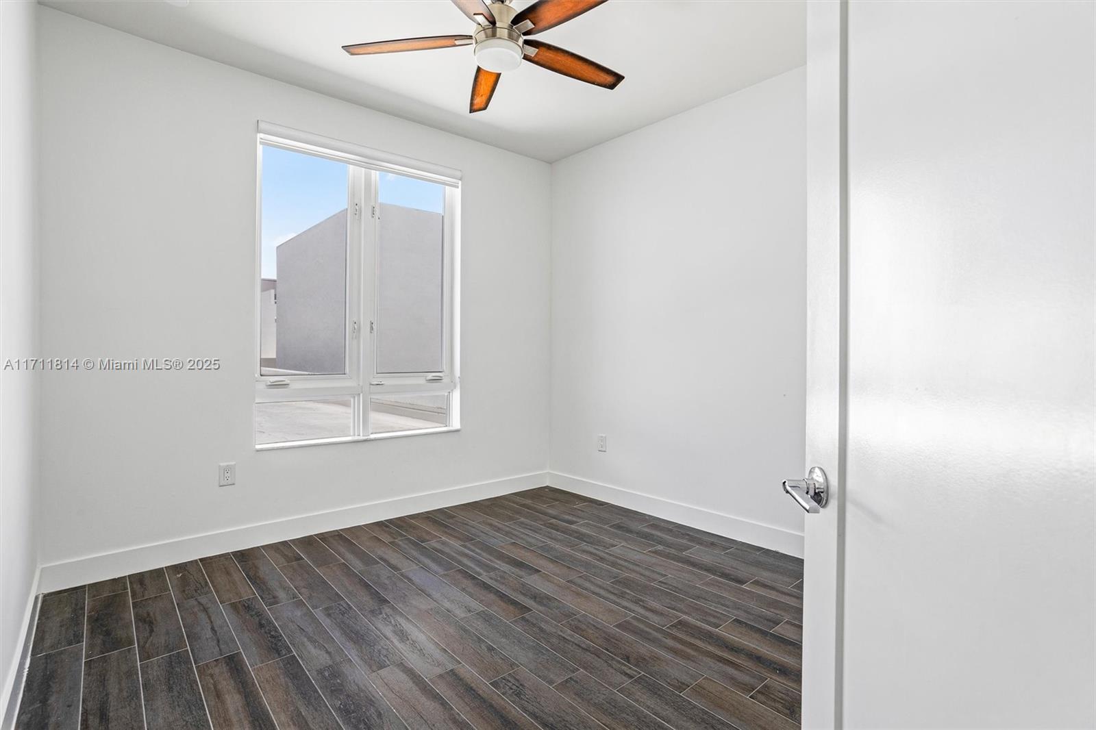 LANDMARK AT DORAL - Residential