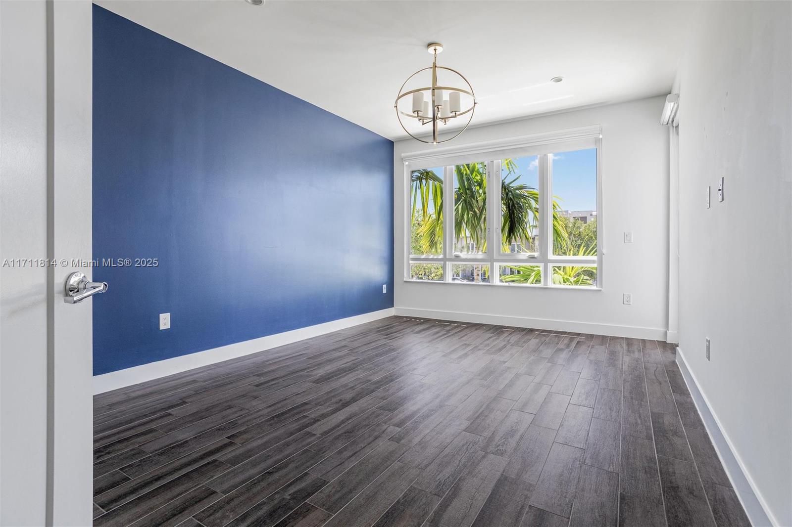 LANDMARK AT DORAL - Residential