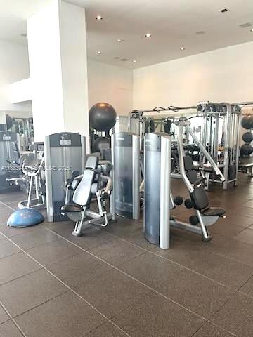 TEN MUSEUM PK RESIDENTIAL - Residential