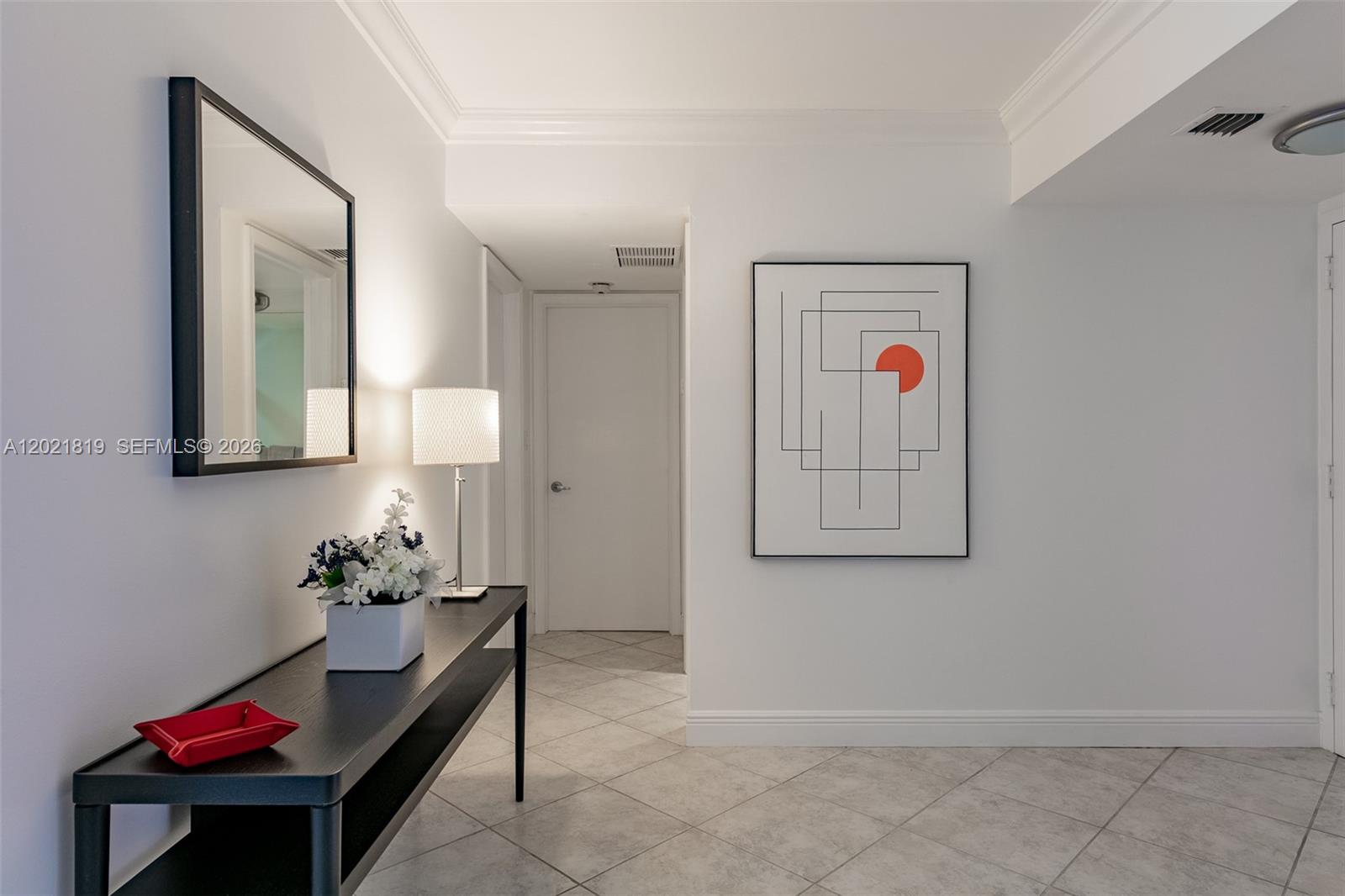 COMMODORE CLUB SOUTH COND - Residential