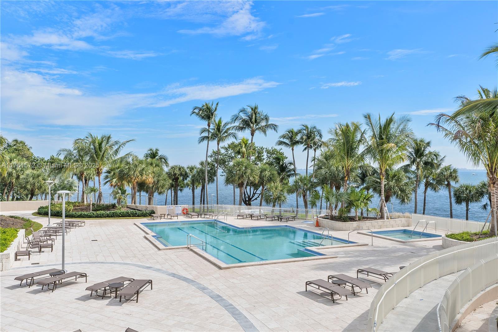 GROVE ISLE CONDOMINIUM - Residential