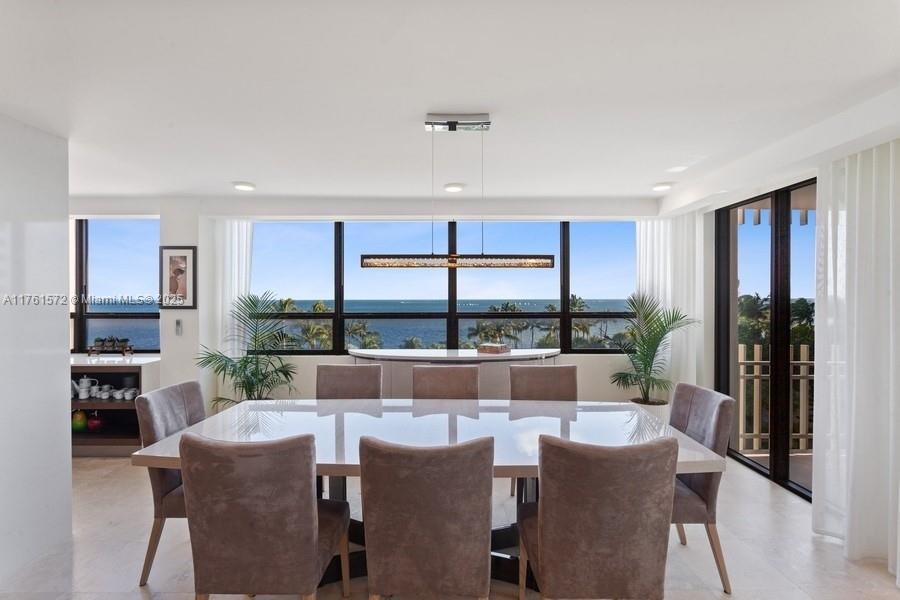 GROVE ISLE CONDOMINIUM - Residential