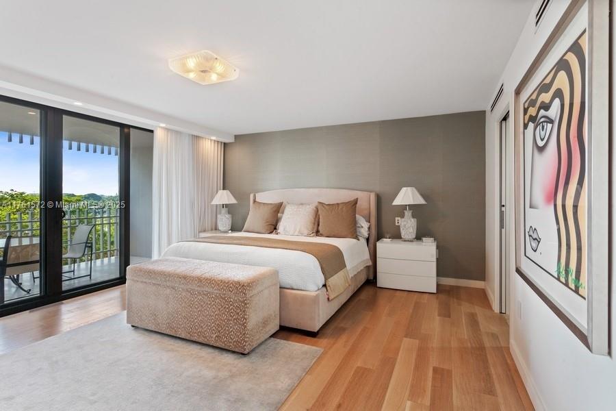 GROVE ISLE CONDOMINIUM - Residential