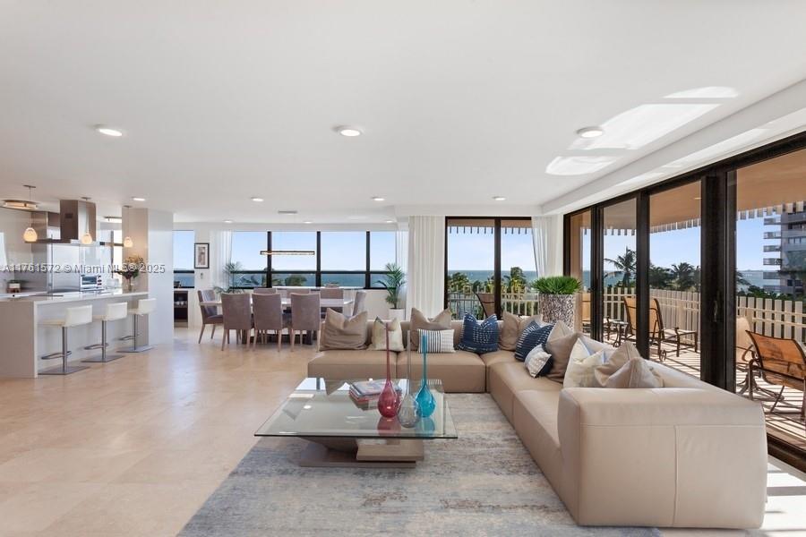 GROVE ISLE CONDOMINIUM - Residential