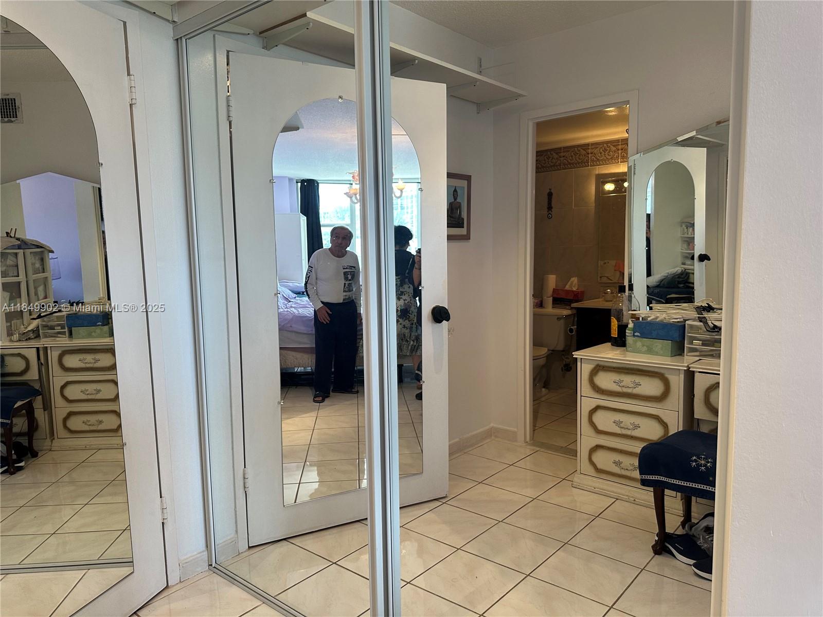 PARKER DORADO CONDO - Residential