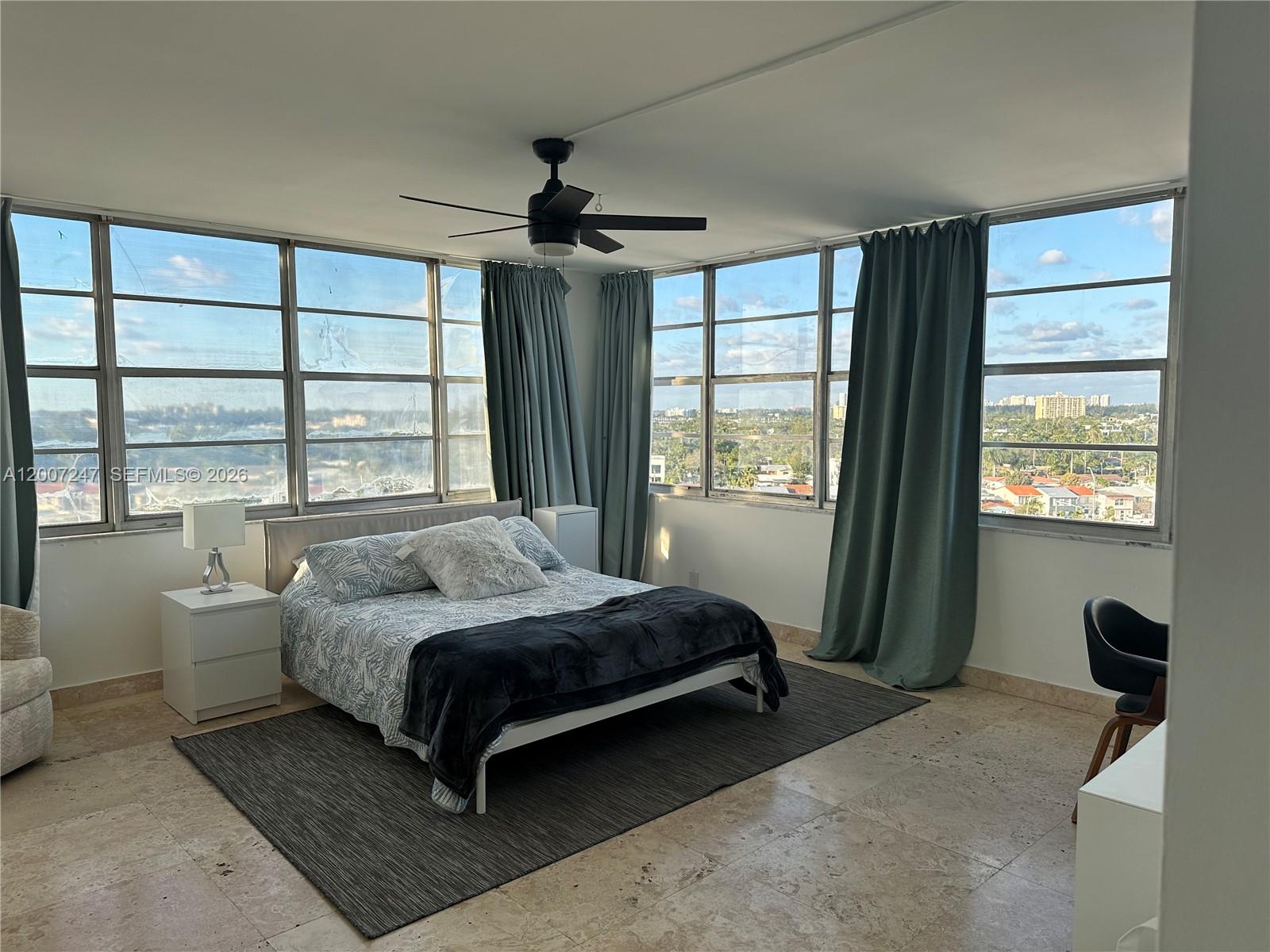 BAYVIEW TOWERS CONDO NORT - Residential