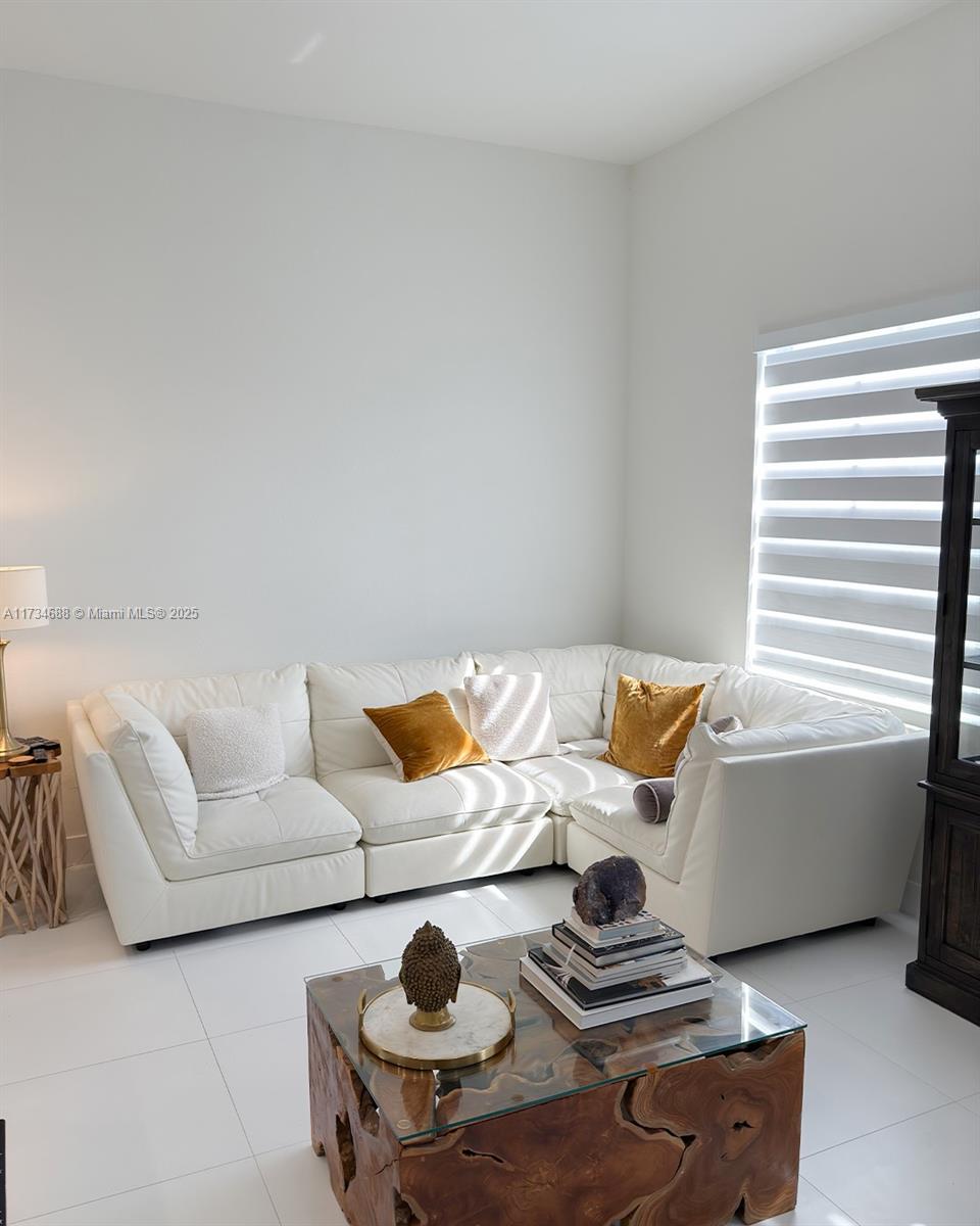 CENTURY PALMS EAST - Residential