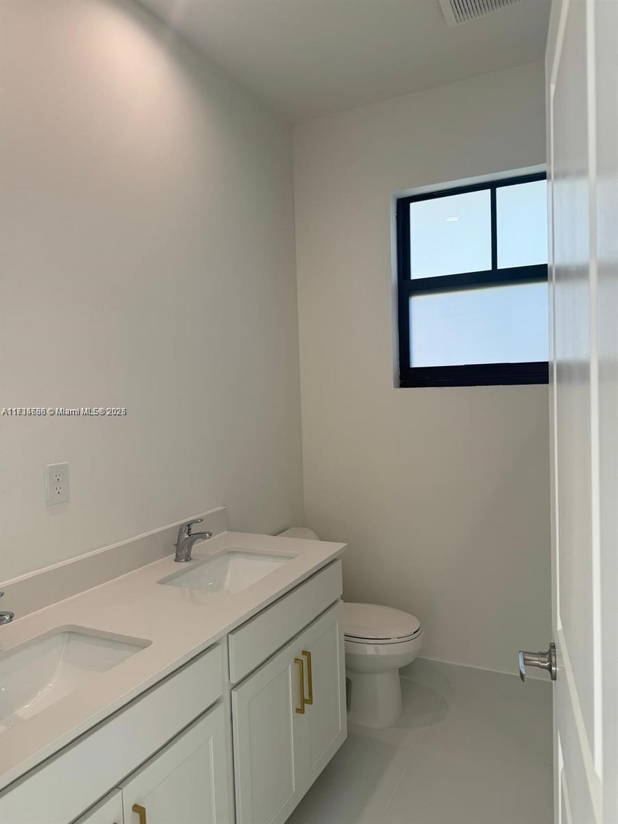 CENTURY PALMS EAST - Residential