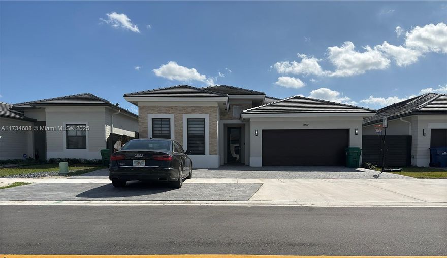 2024 Luxury home. Centrally located, near A+ schools, shopping center, quite area, washer and dryer. Property has 1/1 apartment with washer and dryer and independent entrance. GREAT OPPORTUNITY FOR INVESTOR AND NEW HOME OWNERS