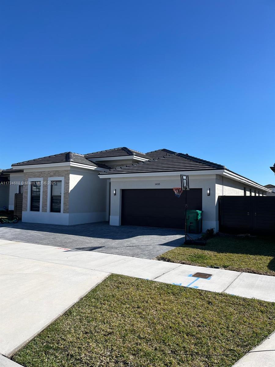 CENTURY PALMS EAST - Residential