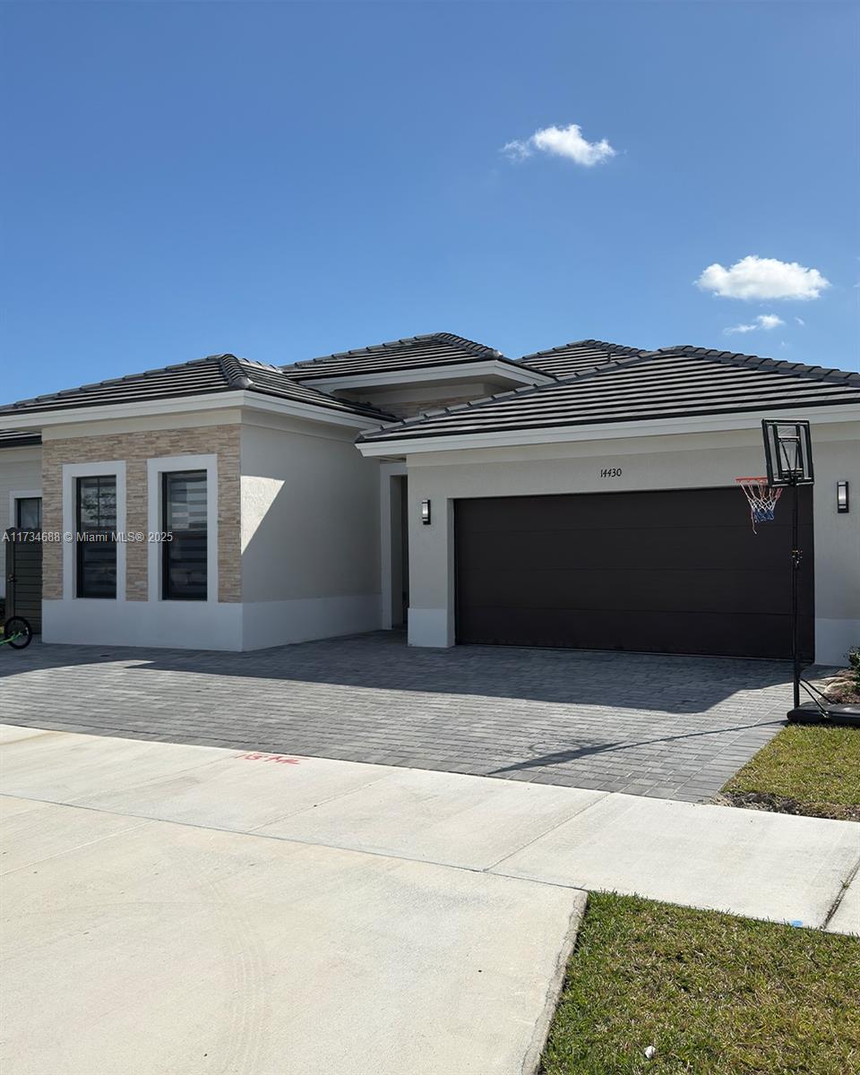 CENTURY PALMS EAST - Residential