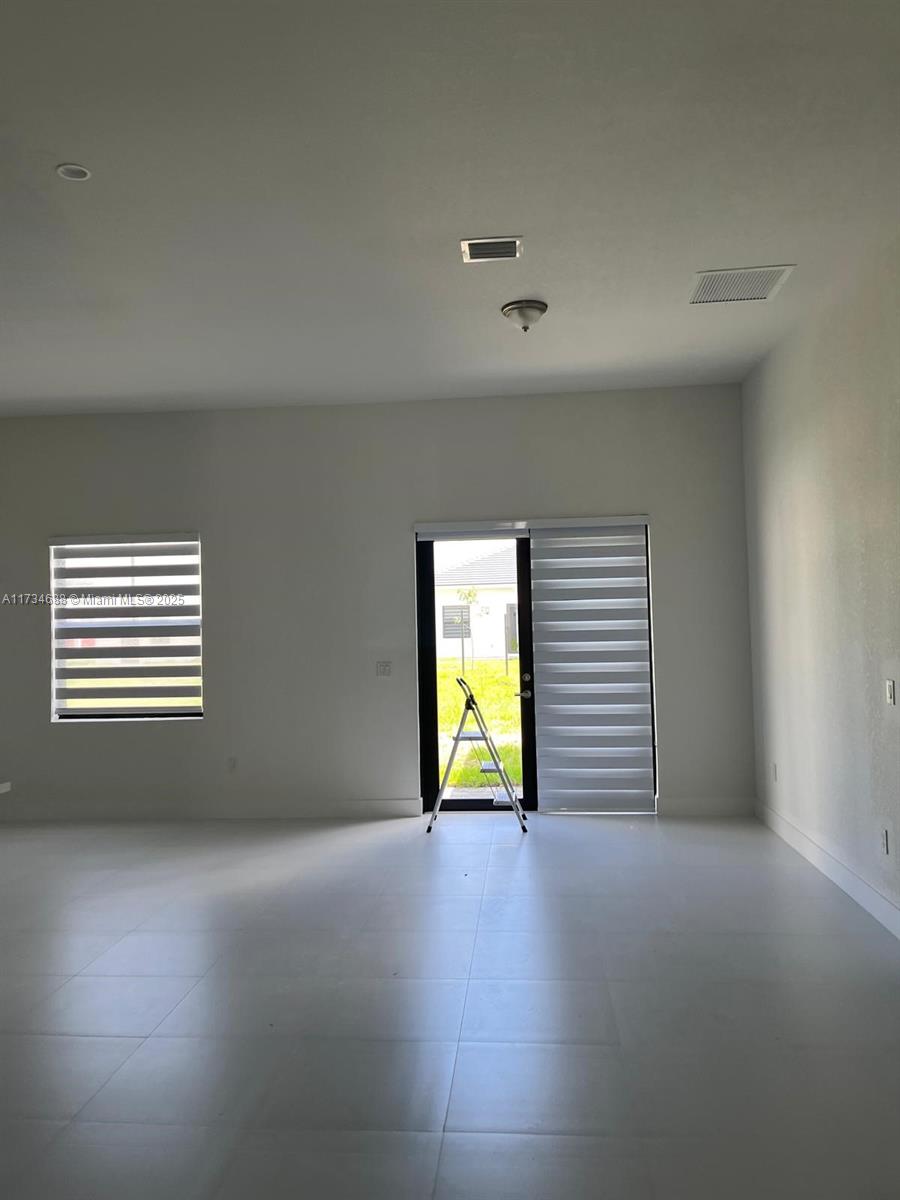 CENTURY PALMS EAST - Residential