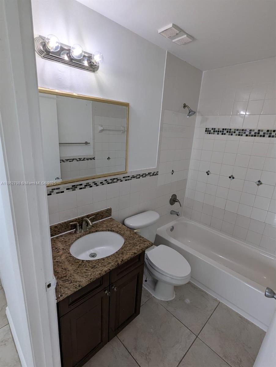 ST ANDREWS PALM BEACH CON - Residential Lease