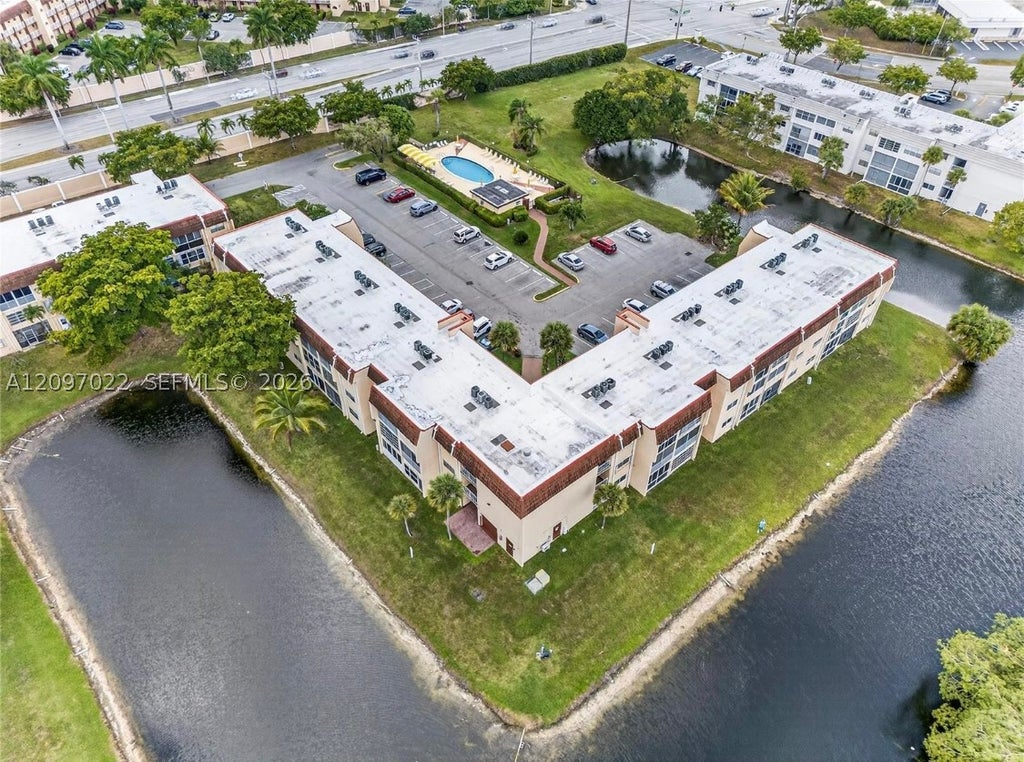 Photo of 2900 W Sunrise Lakes Dr #304, Sunrise, FL 33322 (MLS # A12097022)