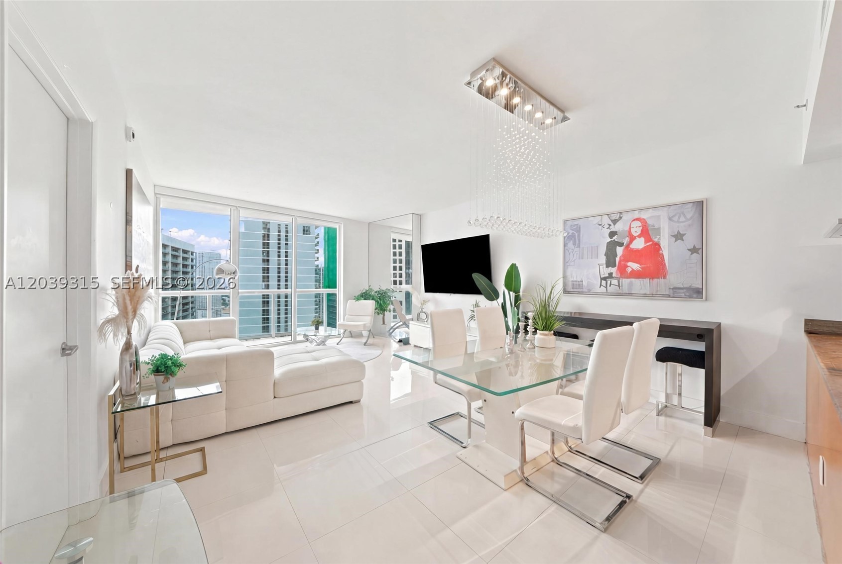485 Brickell Ave 3707 - Image 1