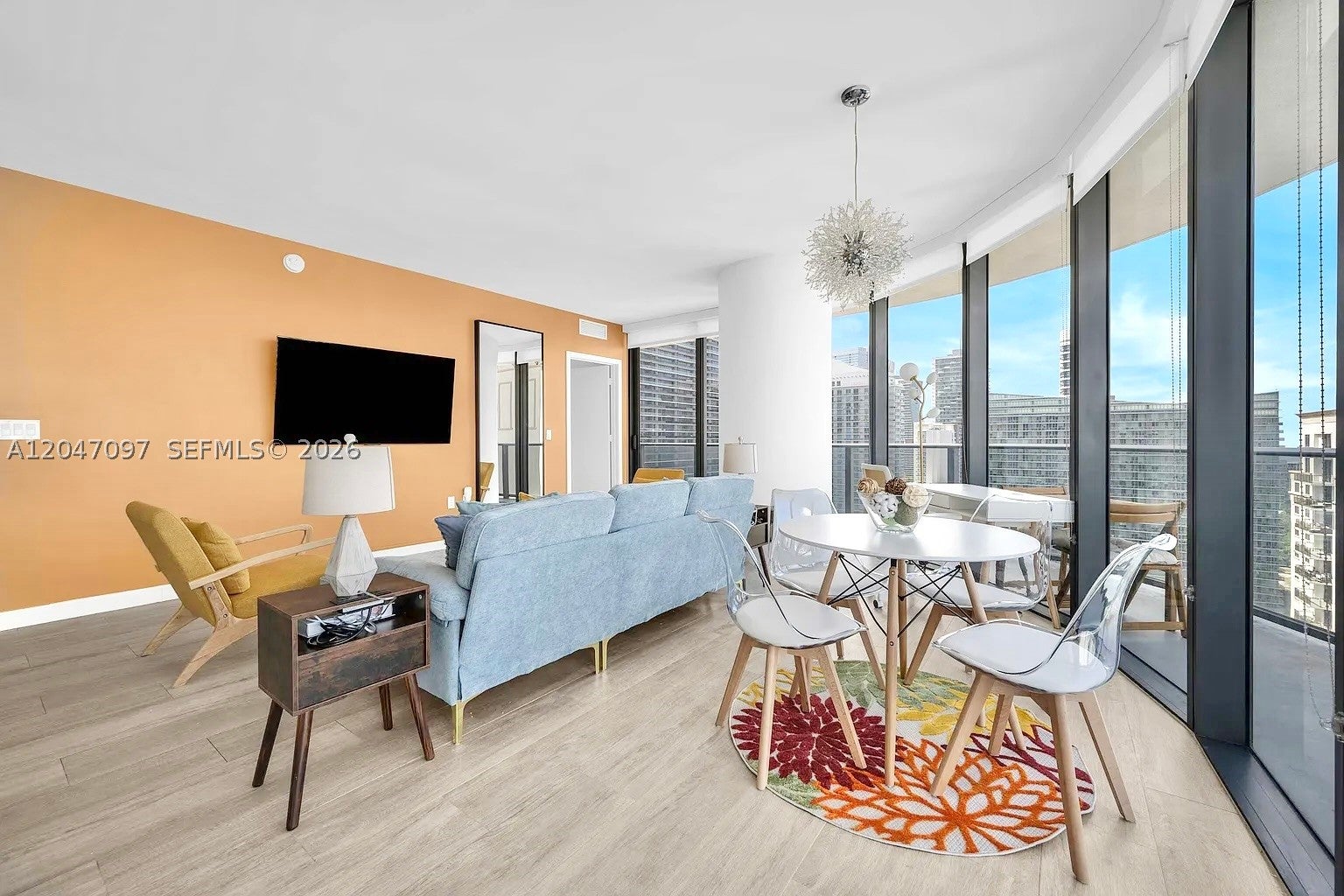 55 SW 9th St 3306