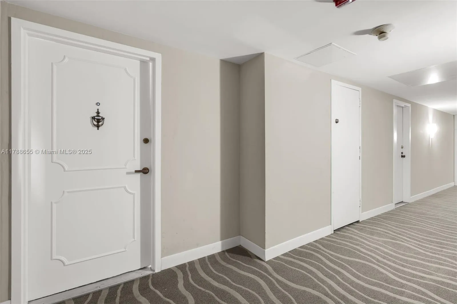 Miami, Florida 33129, United States, 2 Bedrooms Bedrooms, ,2 BathroomsBathrooms,Residential,Active,113808