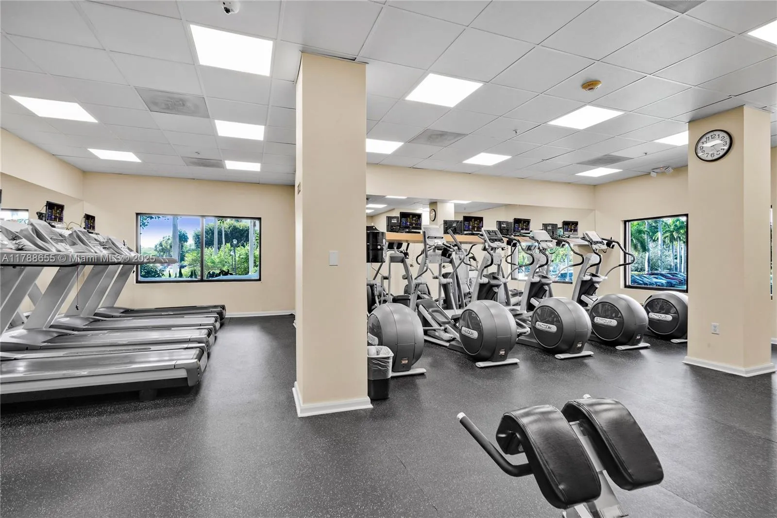 Miami, Florida 33129, United States, 2 Bedrooms Bedrooms, ,2 BathroomsBathrooms,Residential,Active,113808