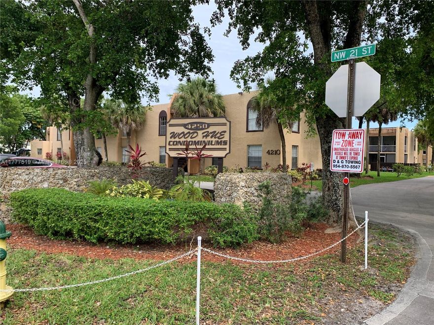 Spacious floor plan with granite countertops, washer and dryers inside unit. Screenned balcony. Community features pool, clubhouse and tennis court. Centrally located. Sold "as is".