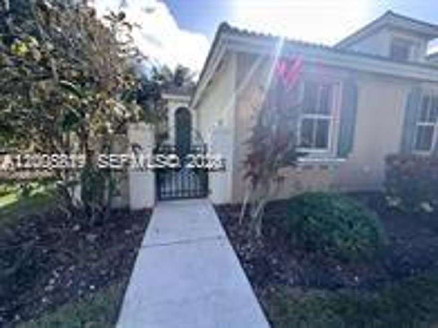 This is your chance to own in Beautiful Centralized Home in the center of Homestead.  At Marbella Bay inside the Waterstone Community, you will be minutes away from Publix , Walmart, Restaurants, The Turnpike , Homestead Hospital and many more.  
This unit is currently rented on a month to month basis so you have the chance to move right in or keep the current renter as a landlord.  24/48 notice required to view the properties.