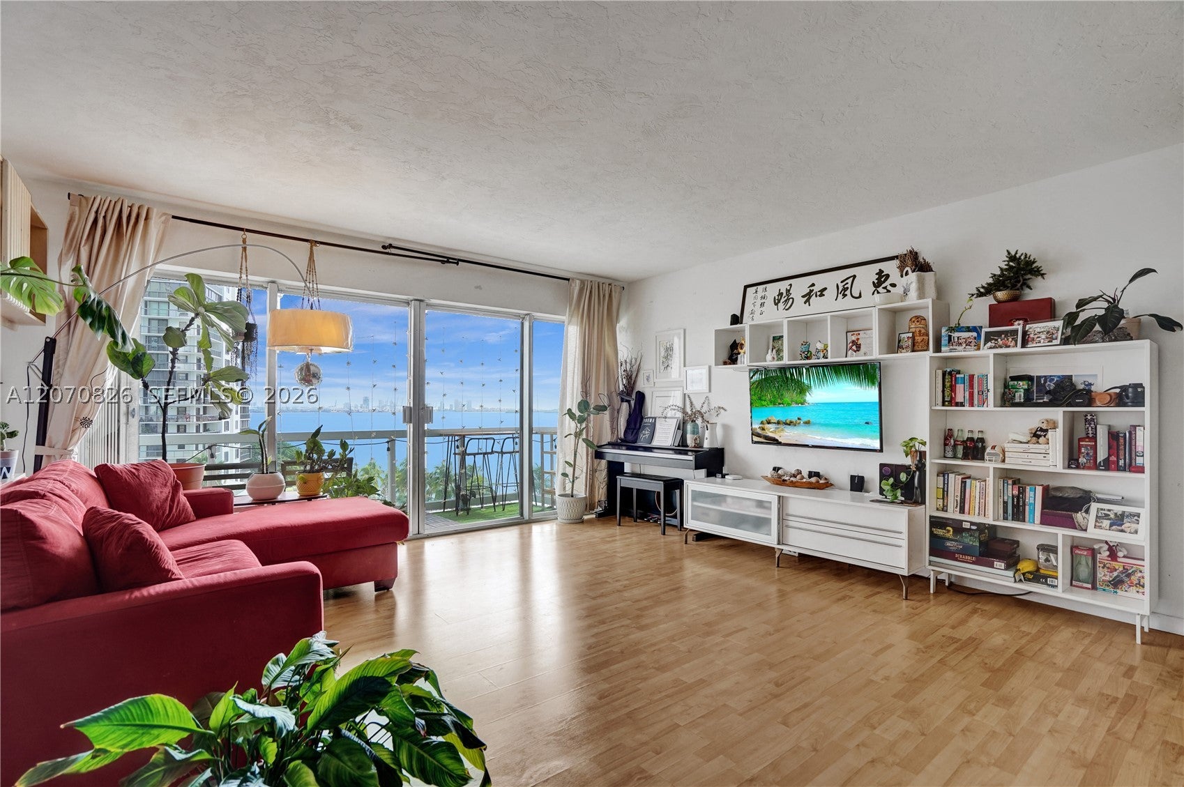 2451 Brickell Ave 8E
