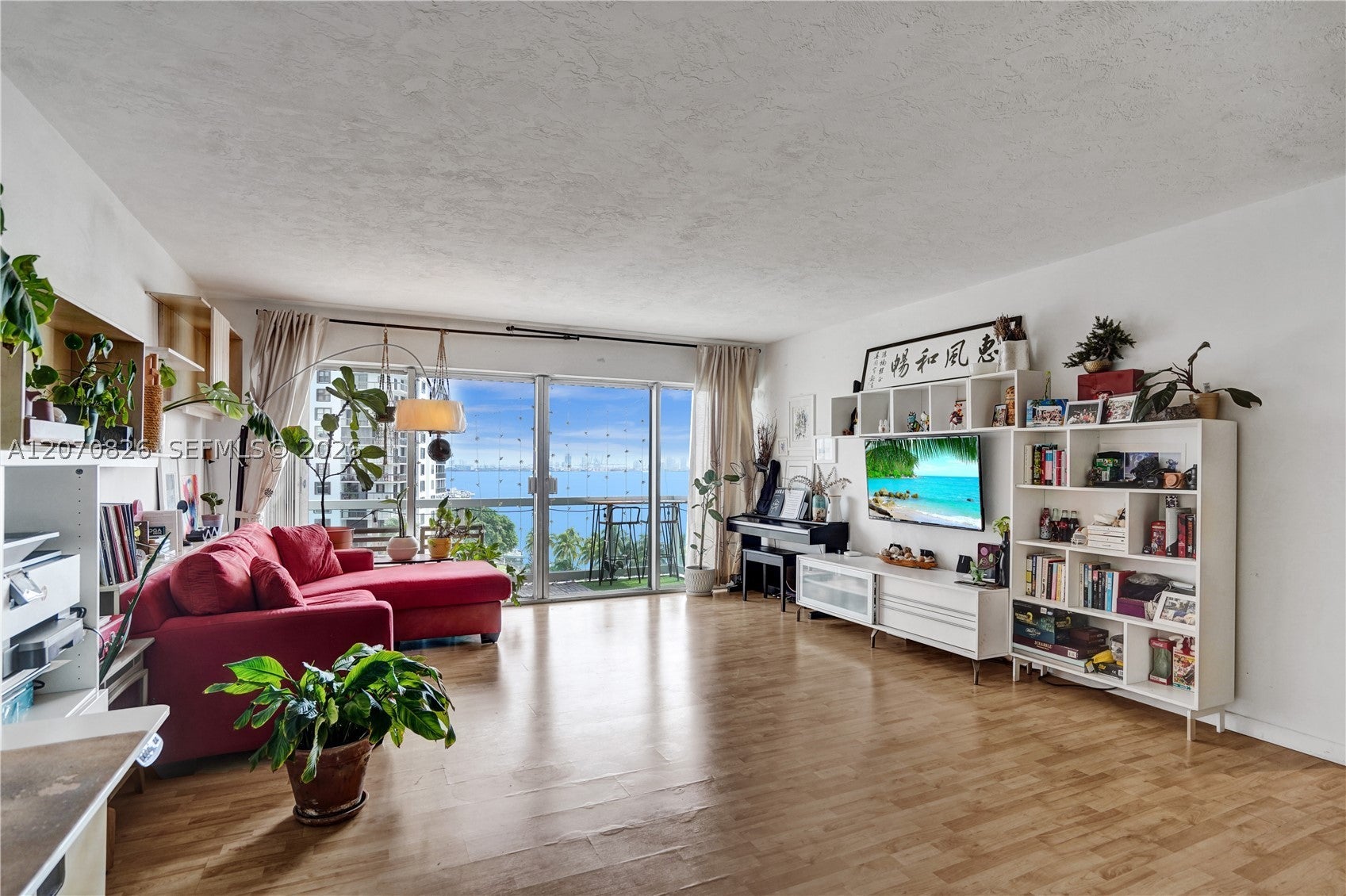 2451 Brickell Ave 8E