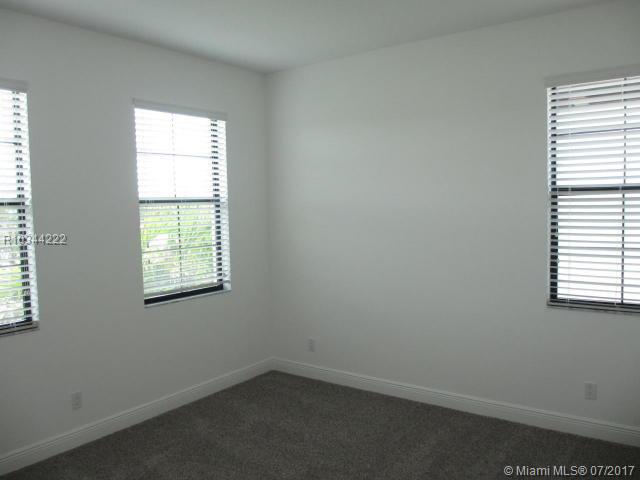 ALTON NEIGHBORHOOD 1 - Residential Lease