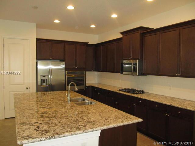 ALTON NEIGHBORHOOD 1 - Residential Lease