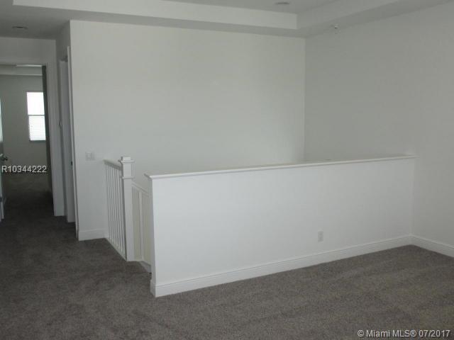 ALTON NEIGHBORHOOD 1 - Residential Lease