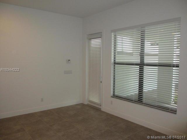 ALTON NEIGHBORHOOD 1 - Residential Lease