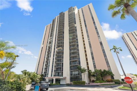 Photo of 20301 W Country Club Dr #829, Aventura, FL 33180 (MLS # A11889535)