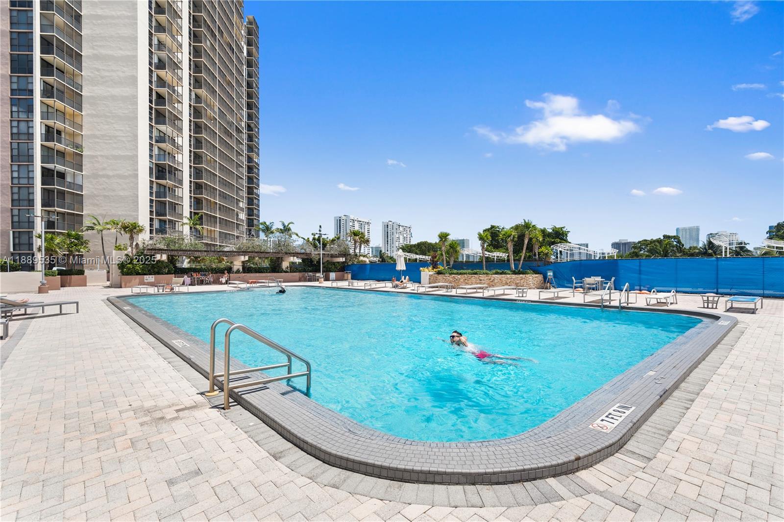 CORONADO CONDO - TOWER II - Residential