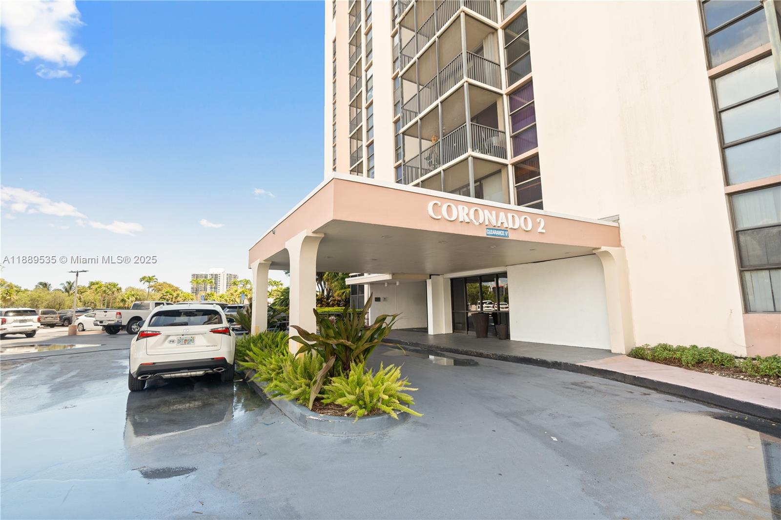 CORONADO CONDO - TOWER II - Residential