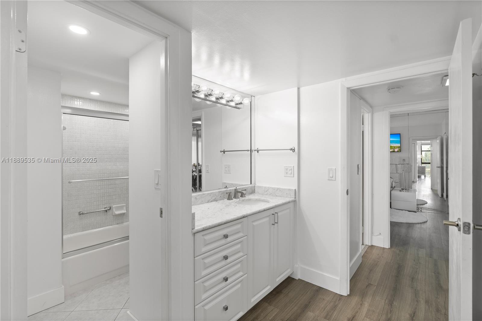 CORONADO CONDO - TOWER II - Residential