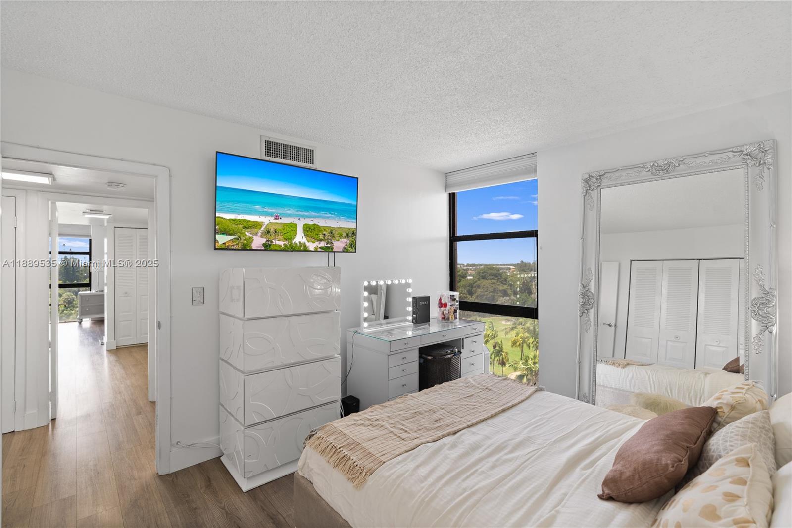 CORONADO CONDO - TOWER II - Residential